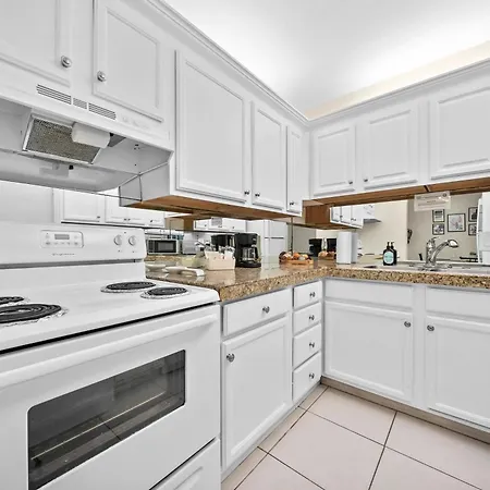 Coco Palms Apartments By Lowkl Lighthouse Point Room photo